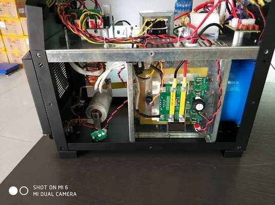 15.5KVA IGBT-Inverter-Bogenschweißmaschine für das Schweißen von Stahl 25 in doppelter Position