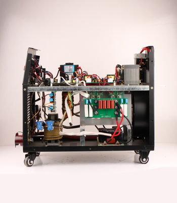 Isolationsklasse F IGBT Gleichstrom-Doppelmodule Luftplasmaschneider CUT-100 zum Schneiden von Metallmaterialien