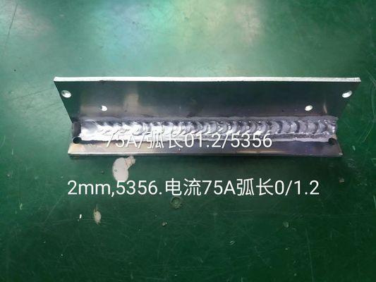 Schweißmaschine MIG 200DP 200A für Kohlenstoffstahl und Aluminiumlegierung 50/60HZ IP21S