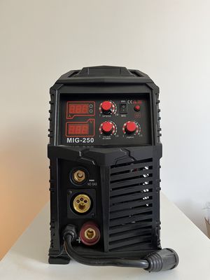 110v Mikro-Draht-Schweiß-Inverter 200A Multifunktions-IGBT 3 in 1 Mig 250 Ampere Jahr 2021
